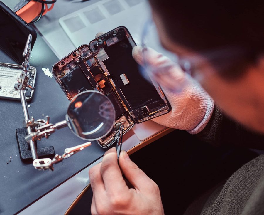 Component-level phone repair at EZ Fix Cellphone Repair